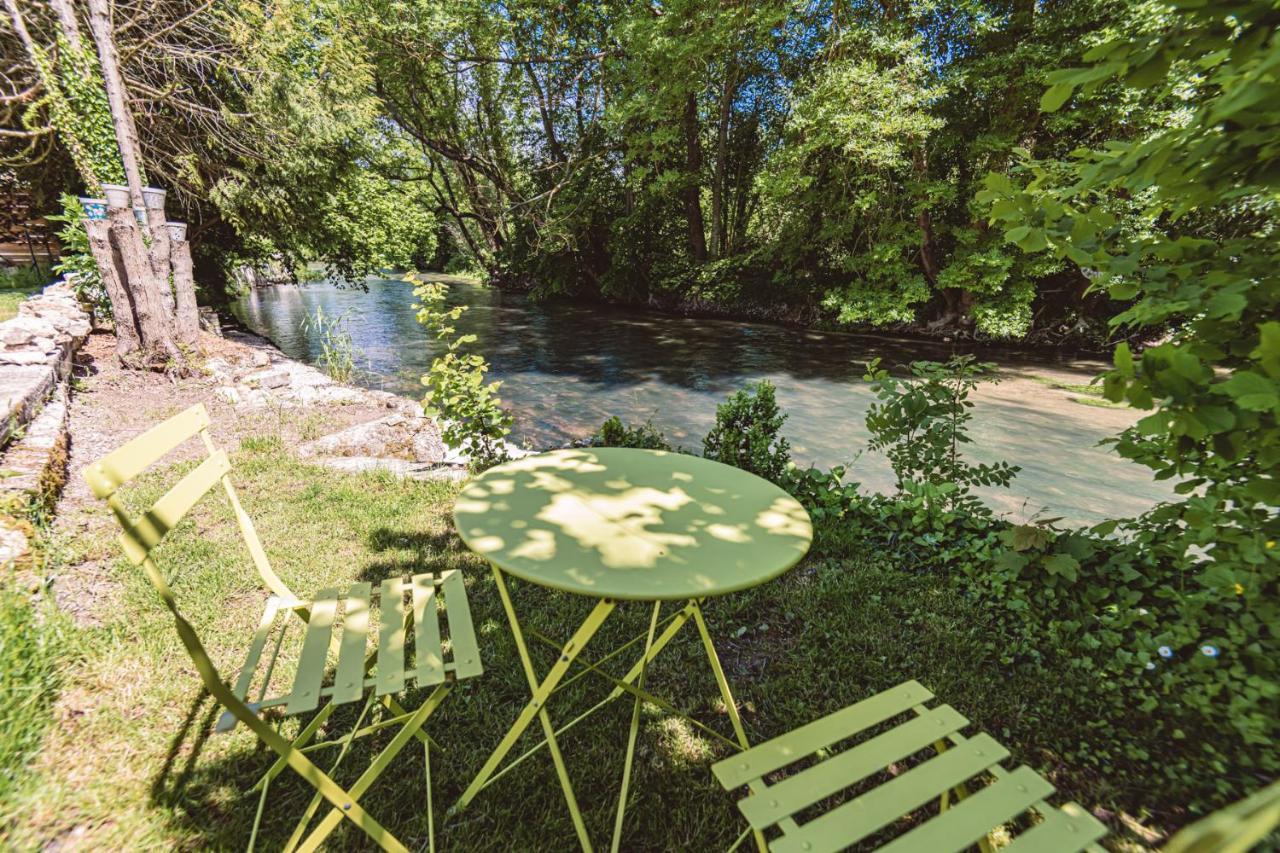 Gites Serenae Avec Vue Sur Riviere Val de Vesle Ngoại thất bức ảnh
